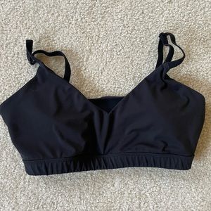 Fabletics black sports bra